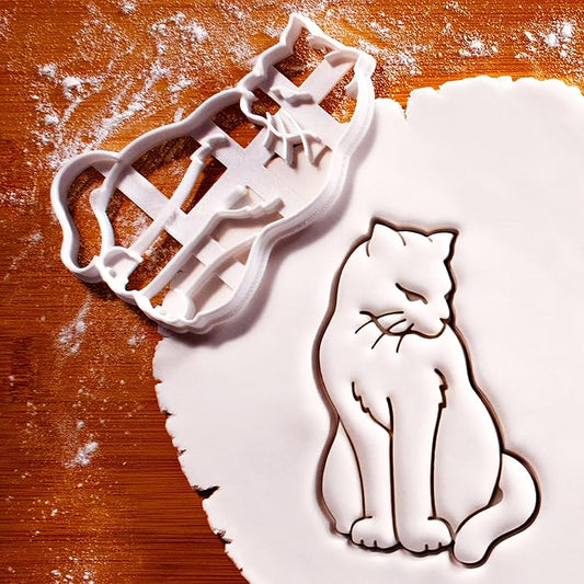 BAKERLOGY Curious Cat Cookie Cutter - Detailed Biscuit Cutter Design for Baking and Crafts, ideal on fondant, dough, clay
